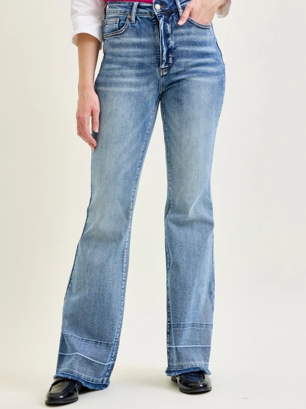 EUC JUDY BLUE Charlotte Tummy Control Release Hem Flare Jeans Women's Size 9/29‎